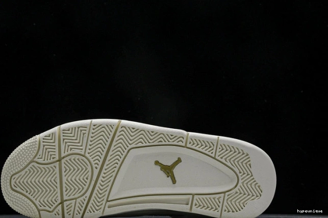 HYPE Metallic 4 Gold AQ9129-170 Jordan Retro 0720